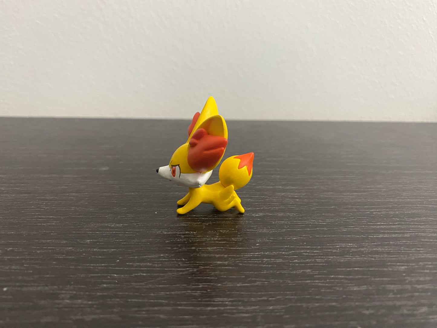 FENNEKIN ALTERNATIVE POSE - FIGURE TOMY