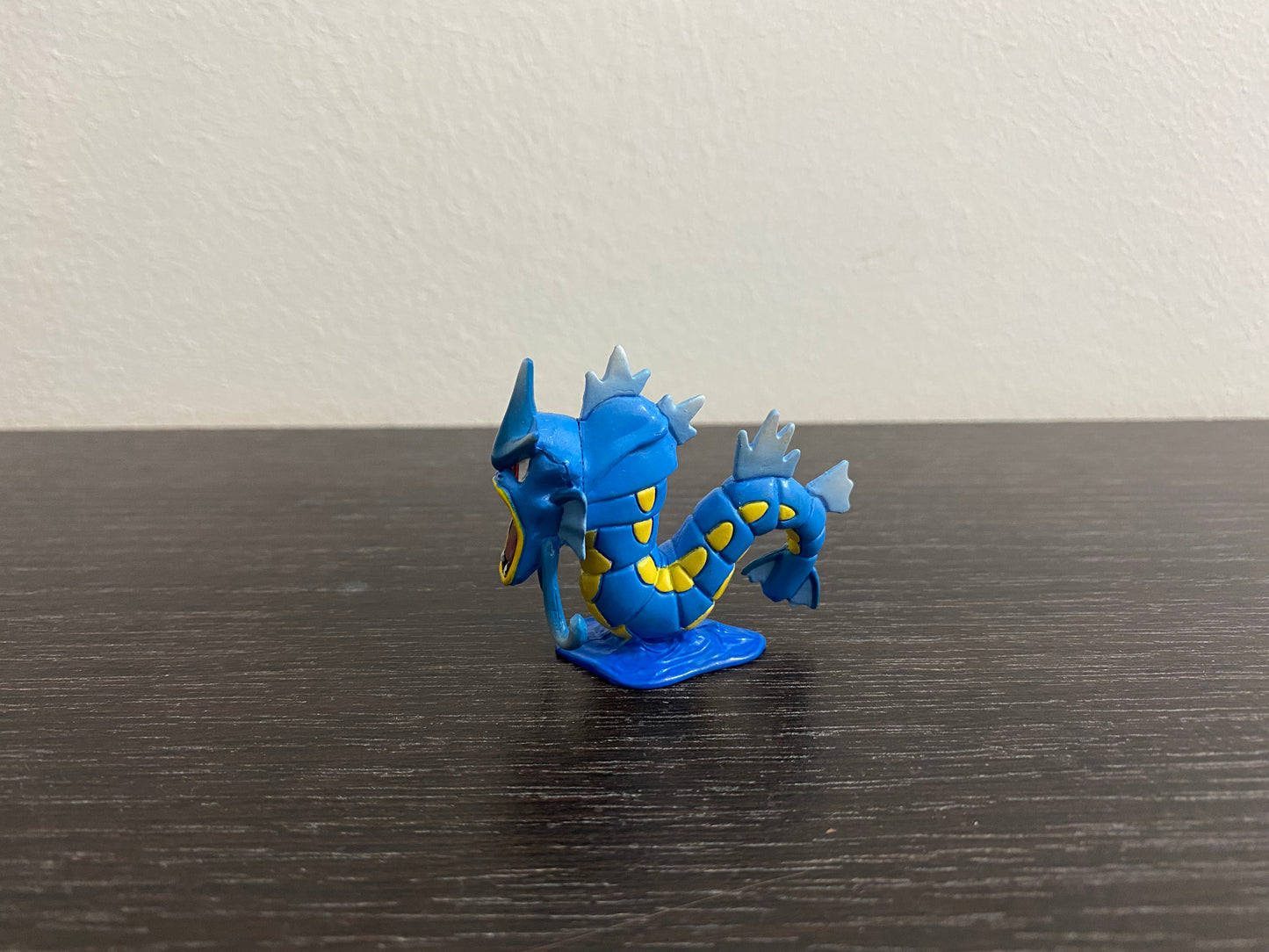 GYARADOS - FIGURE TOMY CGTSJ