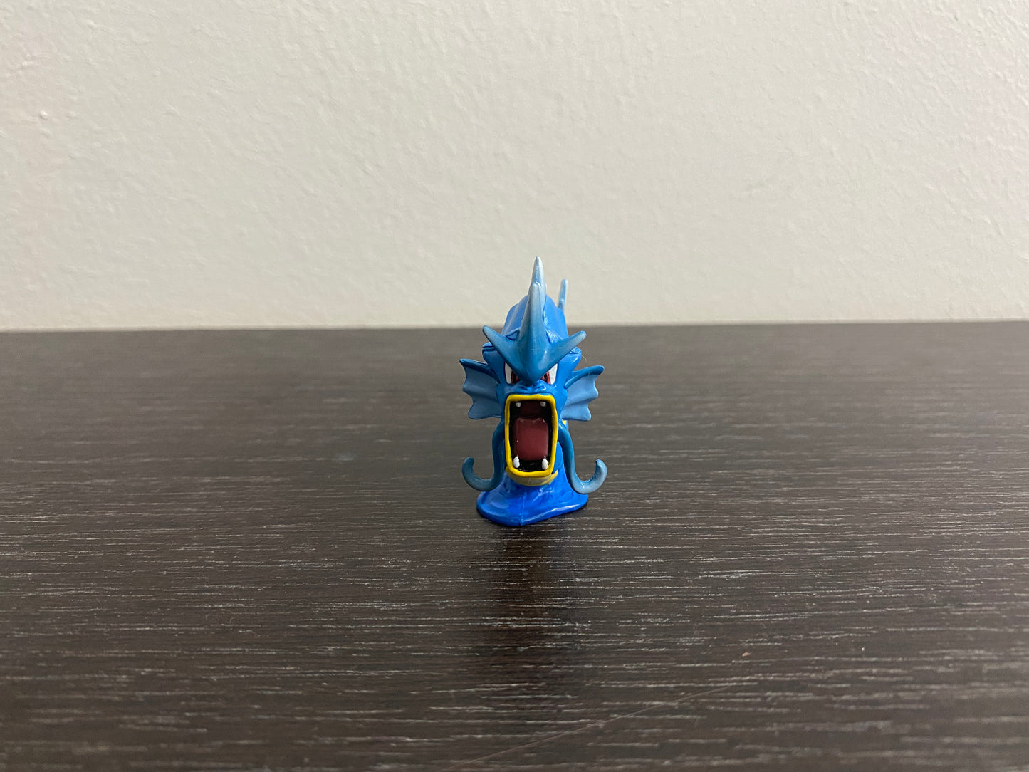 GYARADOS - FIGURE TOMY CGTSJ